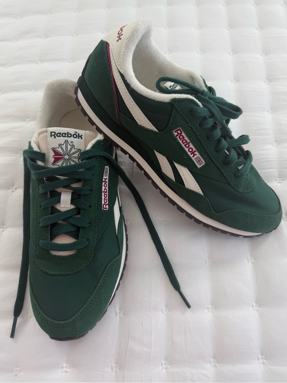 Reebok Women’s Classic AZ Legacy Sneakers – Green – Size 10 – Like New